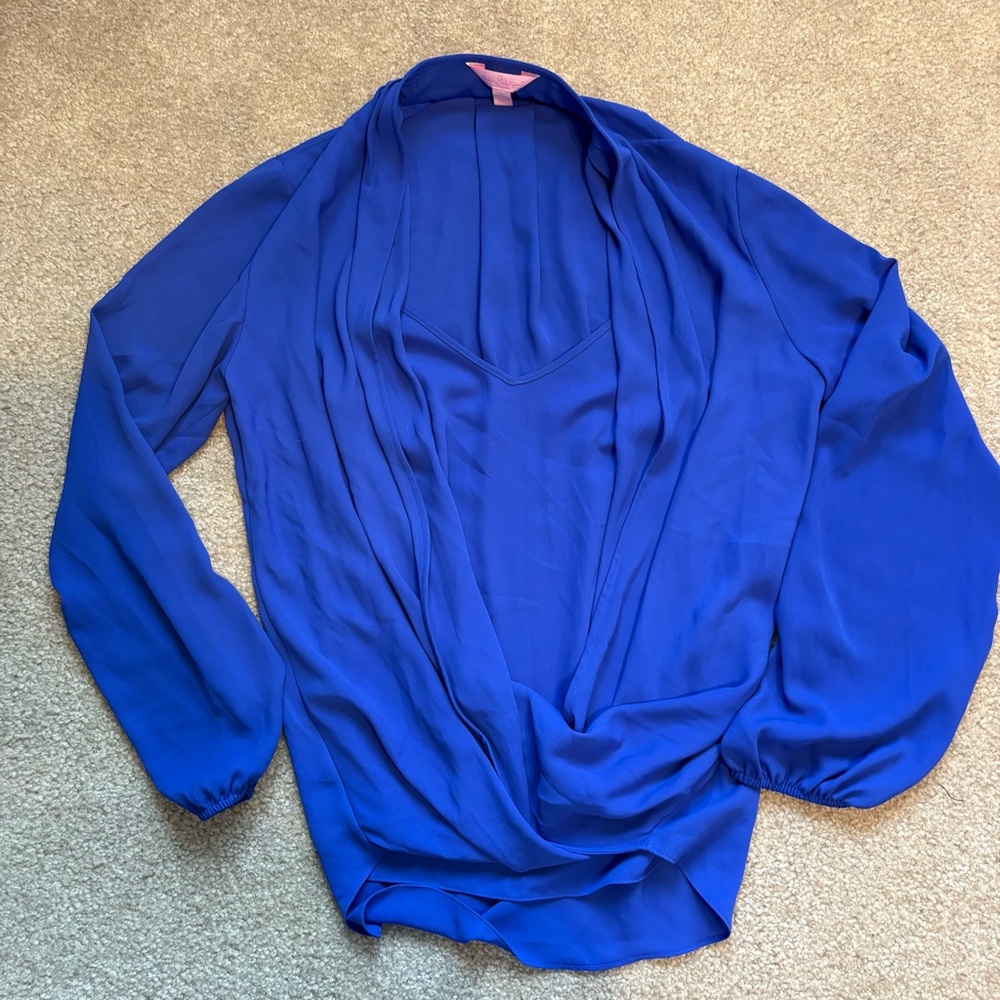 Lilly Pulitzer Blue Blouse with Elegant Design